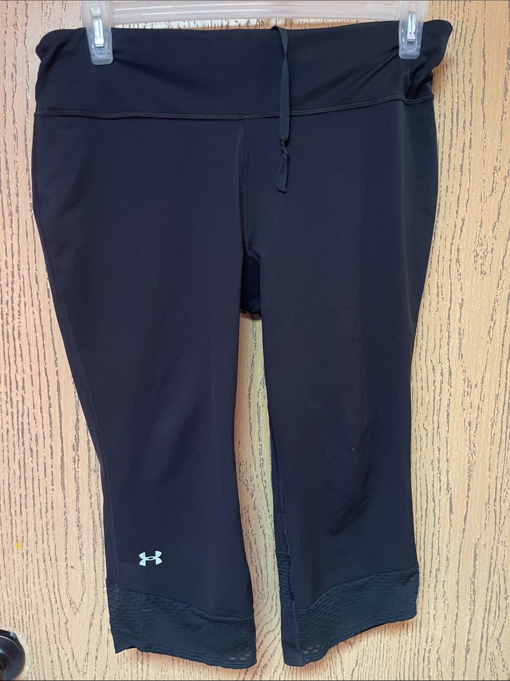 Under Armour Black Capri Leggings (no tag)